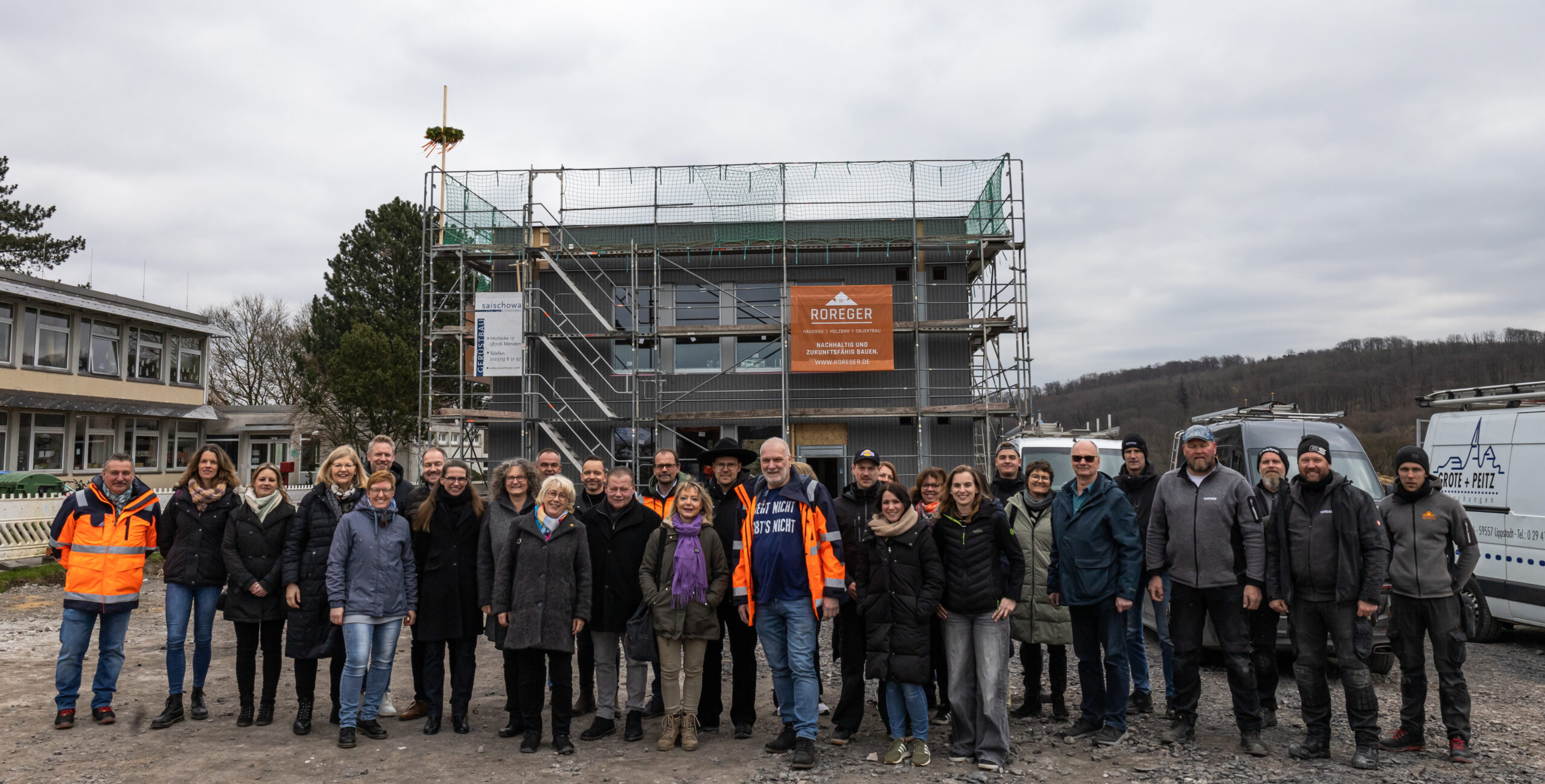 Hagen: Richtfest zum modernen und nachhaltigen Pavillon der Grundschule ...